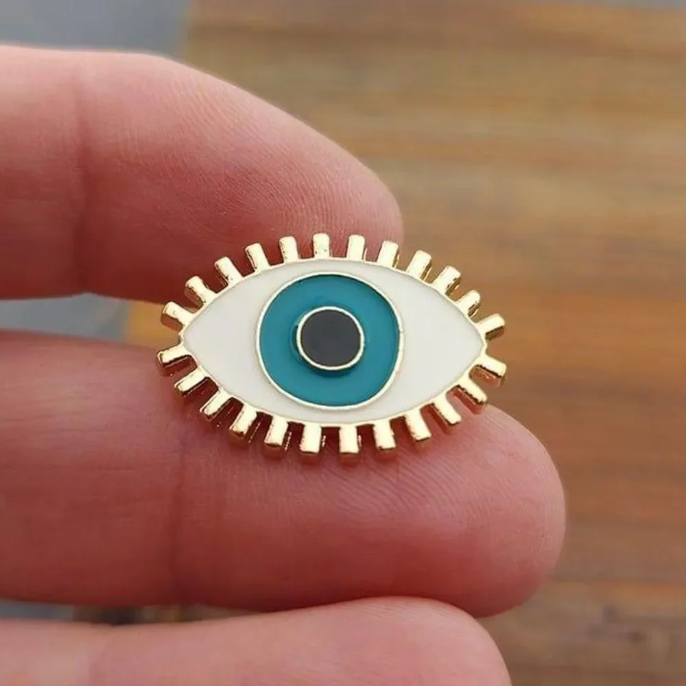 Eye Pin, goldtone metal